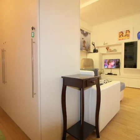 Apartment In Porec/istrien 9856 *